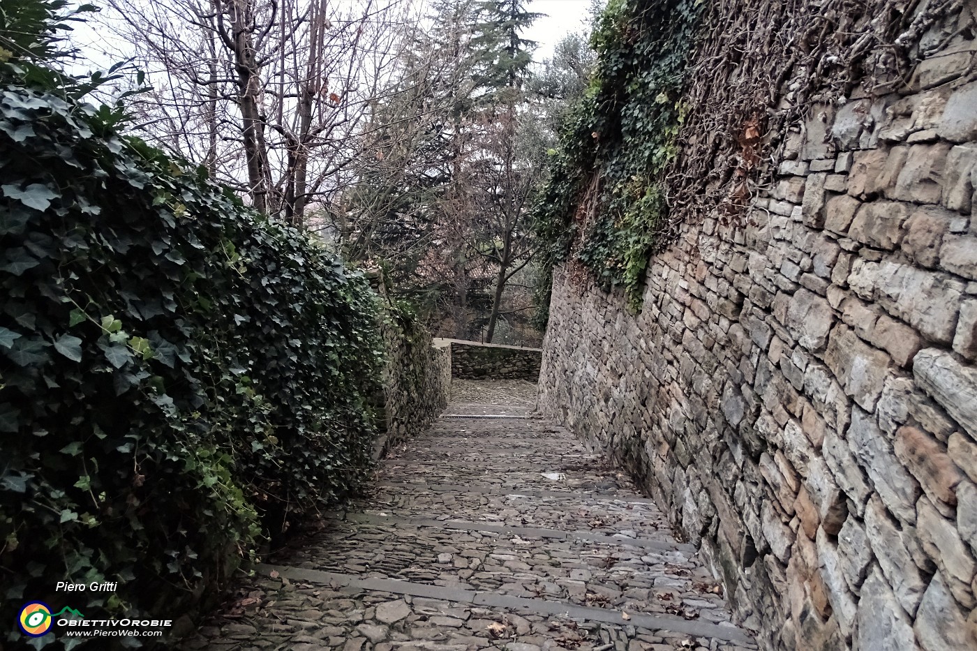 91 Da Via Paradiso rientro al punto di partenza.JPG